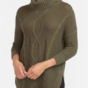 COWL NECK CABLE KNIT CIRCLE HEM SWEATER IN Dark green size Small jacket